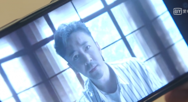 俄罗斯娜娜 网红娜娜被封号 AI换脸技术滥用_又一个换头黑料被扒的网红,