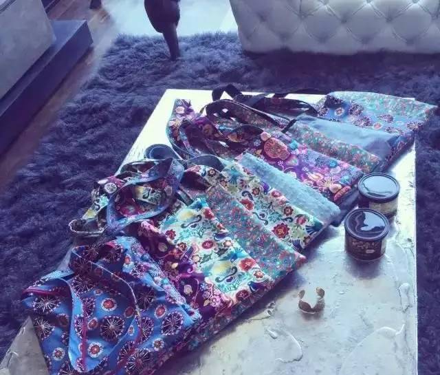 徐静蕾导演作品票房破亿_徐静蕾才女多才多艺_娱乐圈知名女导演